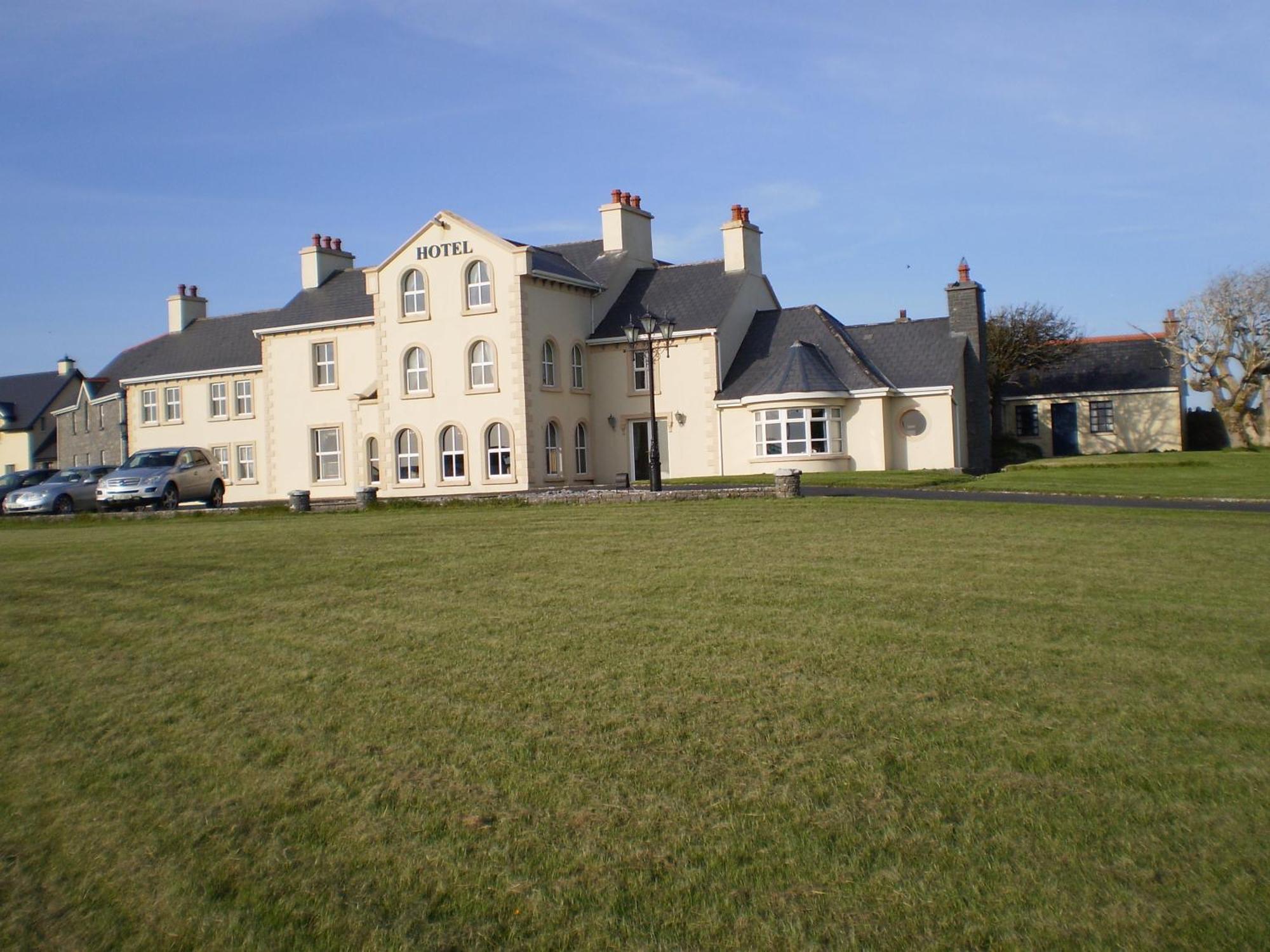Aran View Country House And Lodge Doolin Exterior photo