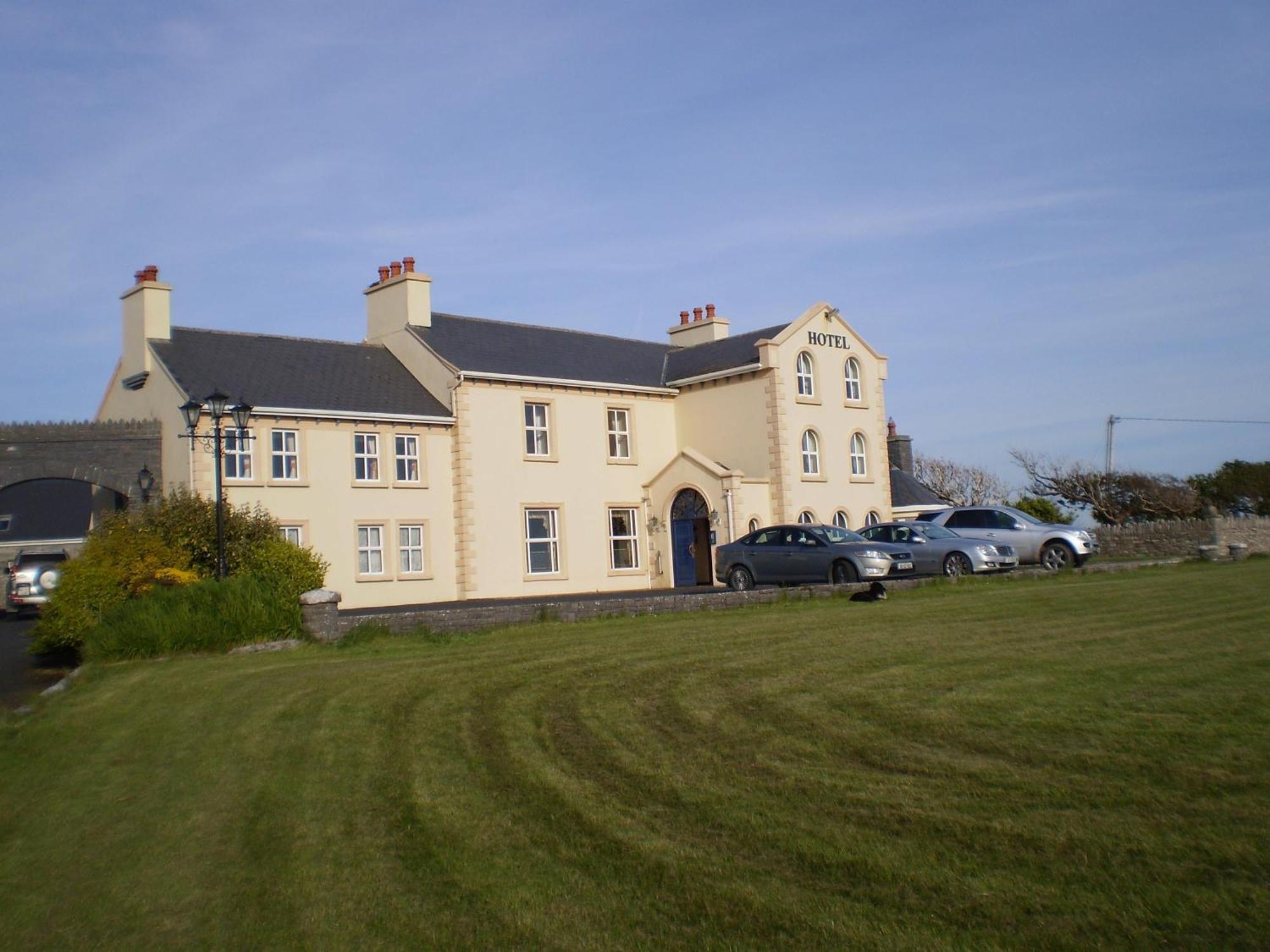 Aran View Country House And Lodge Doolin Exterior photo