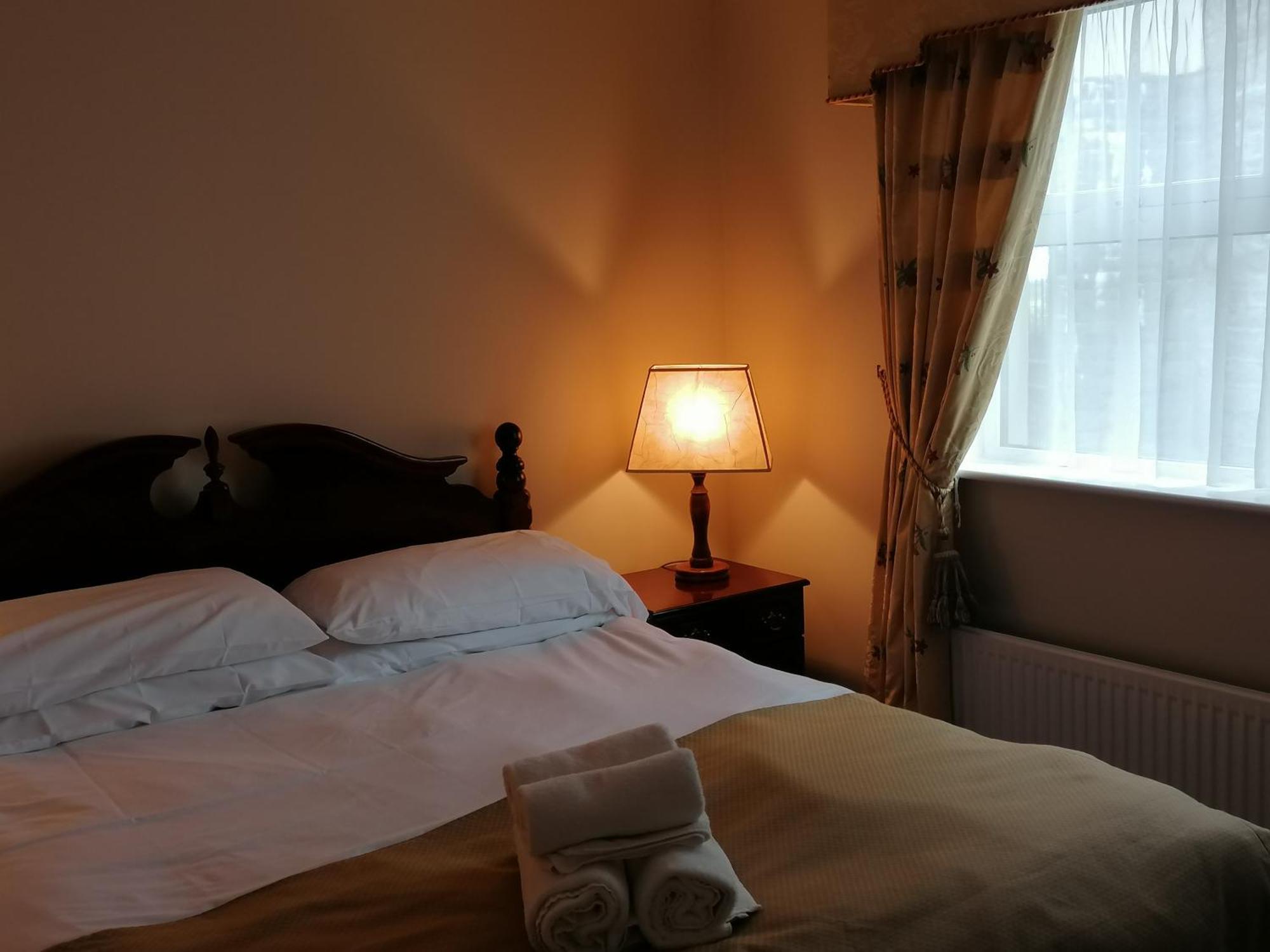 Aran View Country House And Lodge Doolin Exterior photo