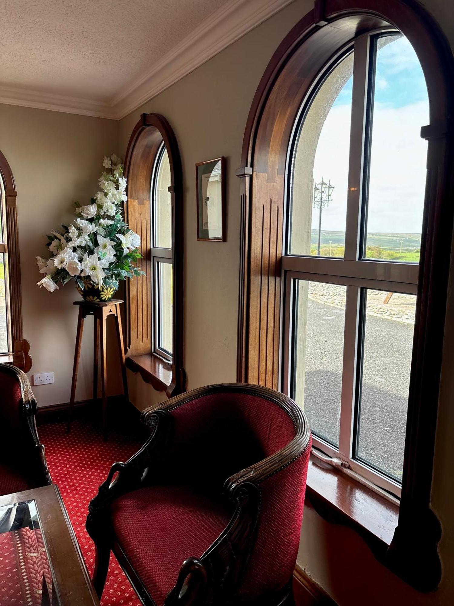 Aran View Country House And Lodge Doolin Exterior photo